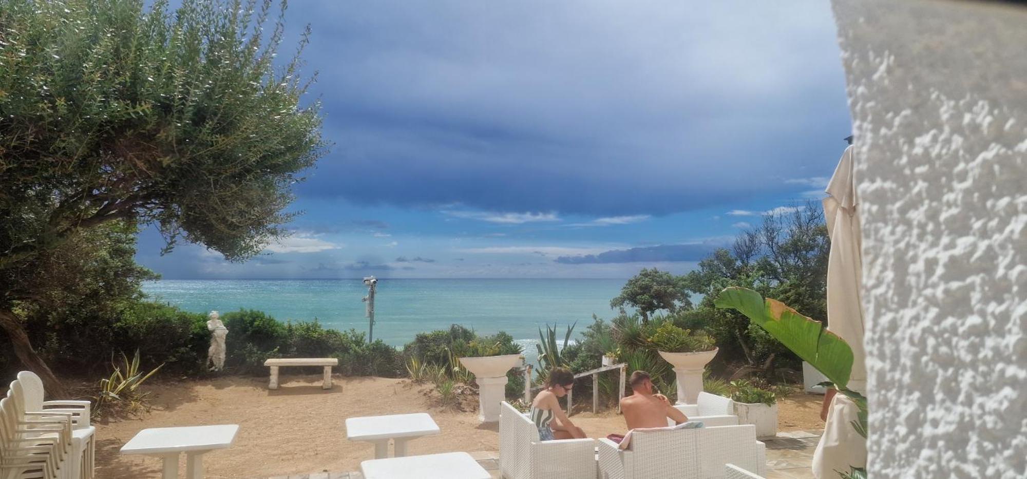 Hotel Caraibisiaco sul mare San Pietro in Bevagna Exterior foto